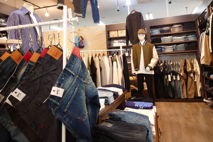 DESIGN+ 函館店